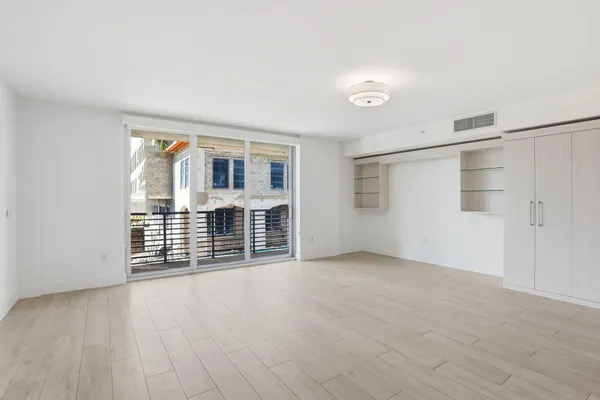 $2,700 | 111 Southeast 1st Avenue, Unit 218, Delray Beach, FL 33444