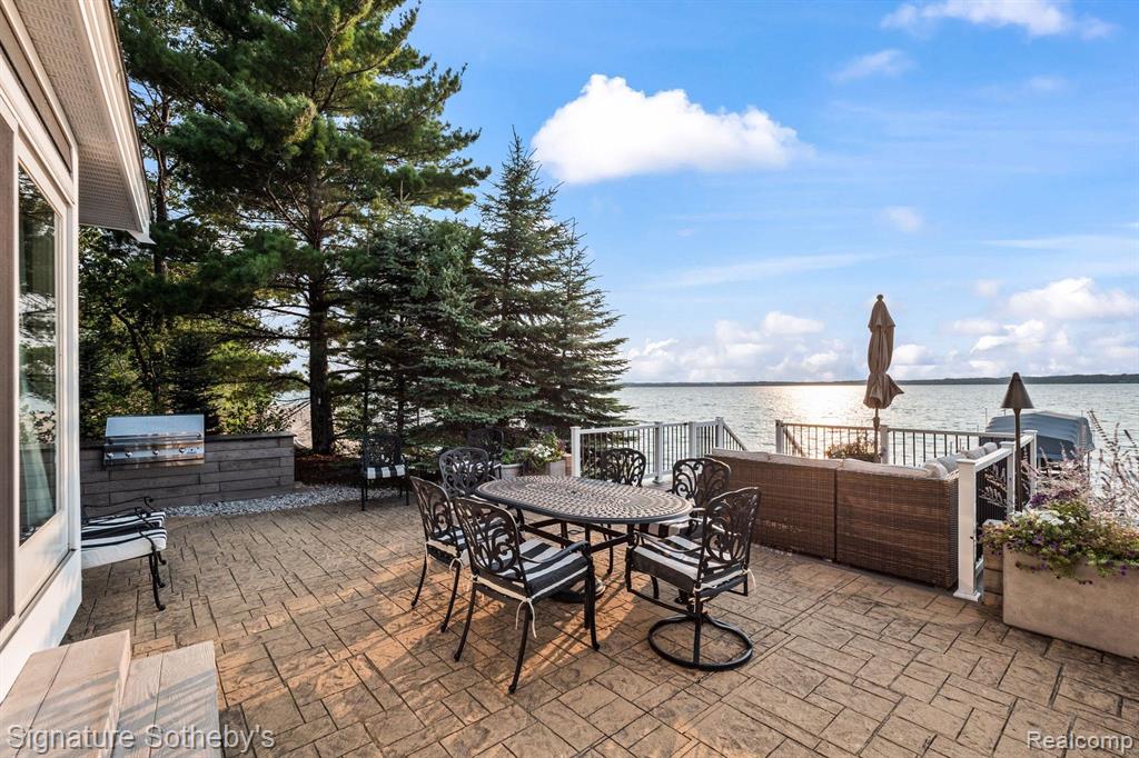 10069 Kay Ray Road Williamsburg, MI 49690 - Photo 48 of 67 Gallery Image 48