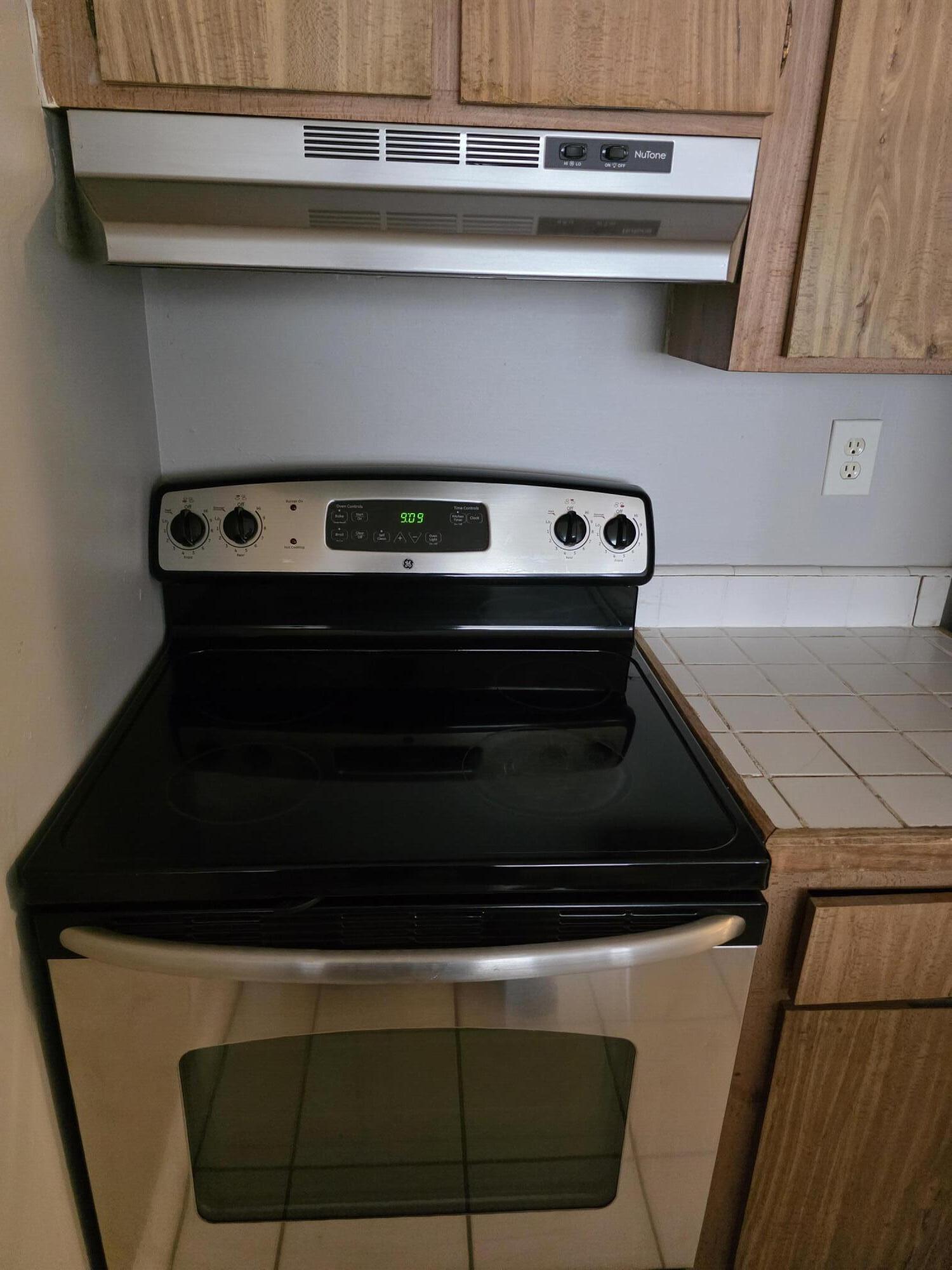 2401 Riverside Drive, Unit 411B Coral Springs, FL 33065 - Photo 3 of 6 411 20260617_162357 (1)