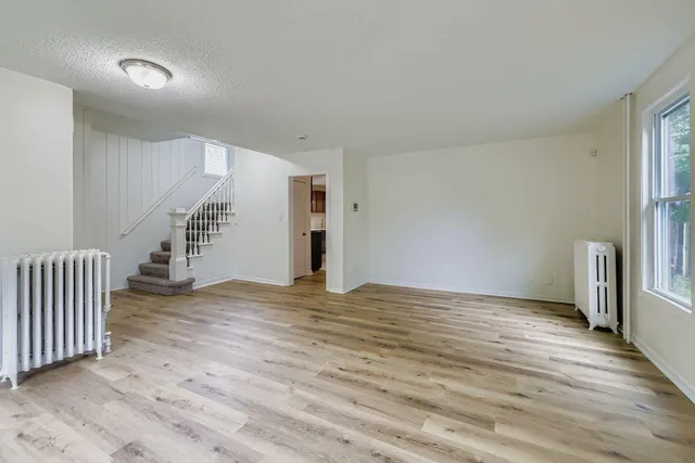 $2,799 | 1501 X Sherburne Avenue, St. Paul, MN 55104