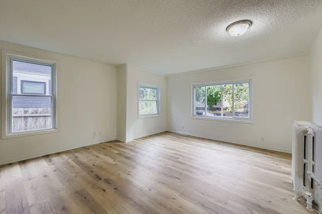 $2,799 | 1501 X Sherburne Avenue, St. Paul, MN 55104