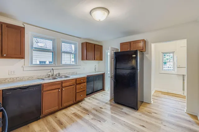 $2,799 | 1501 X Sherburne Avenue, St. Paul, MN 55104