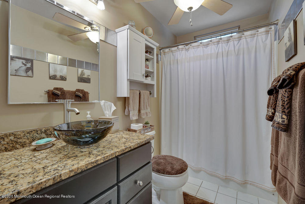 580 Freehold Road Jackson, NJ 08527 - Photo 13 of 20 Bath 1