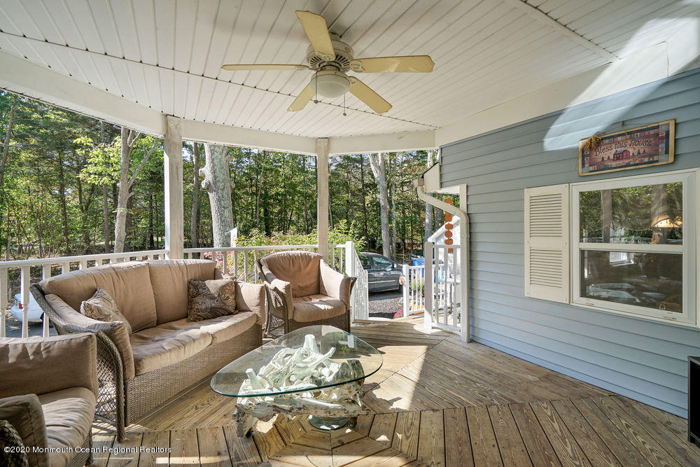 580 Freehold Road Jackson, NJ 08527 - Photo 4 of 20 Wrap around porch