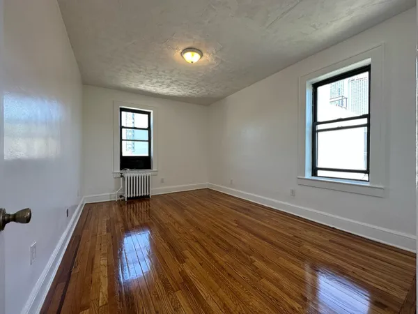 $1,625 | 24 Rock Street, Unit 119, Jersey City, NJ 07306