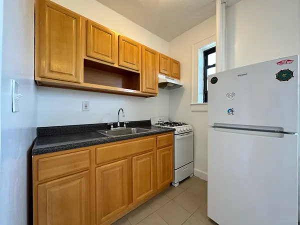 $1,625 | 24 Rock Street, Unit 119, Jersey City, NJ 07306