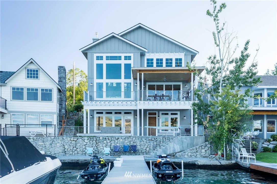 6 Minneapolis Beach Road Chelan, WA 98816 - Photo 2 of 23 Gallery Image 2