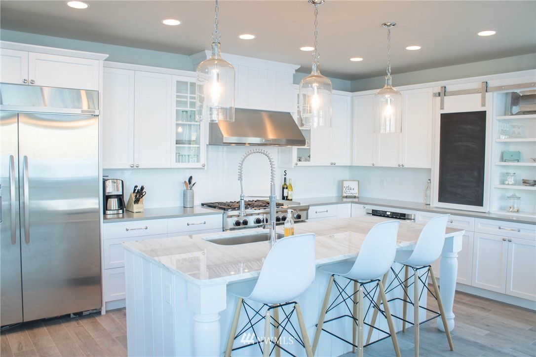 6 Minneapolis Beach Road Chelan, WA 98816 - Photo 6 of 23 Gallery Image 6