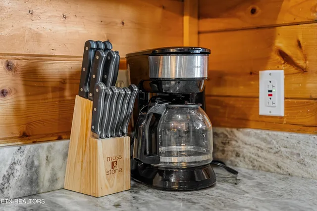 $1,400,000 | 315 Caney Creek Road, Pigeon Forge, TN 37863