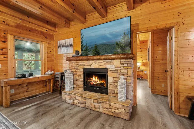 $1,400,000 | 315 Caney Creek Road, Pigeon Forge, TN 37863