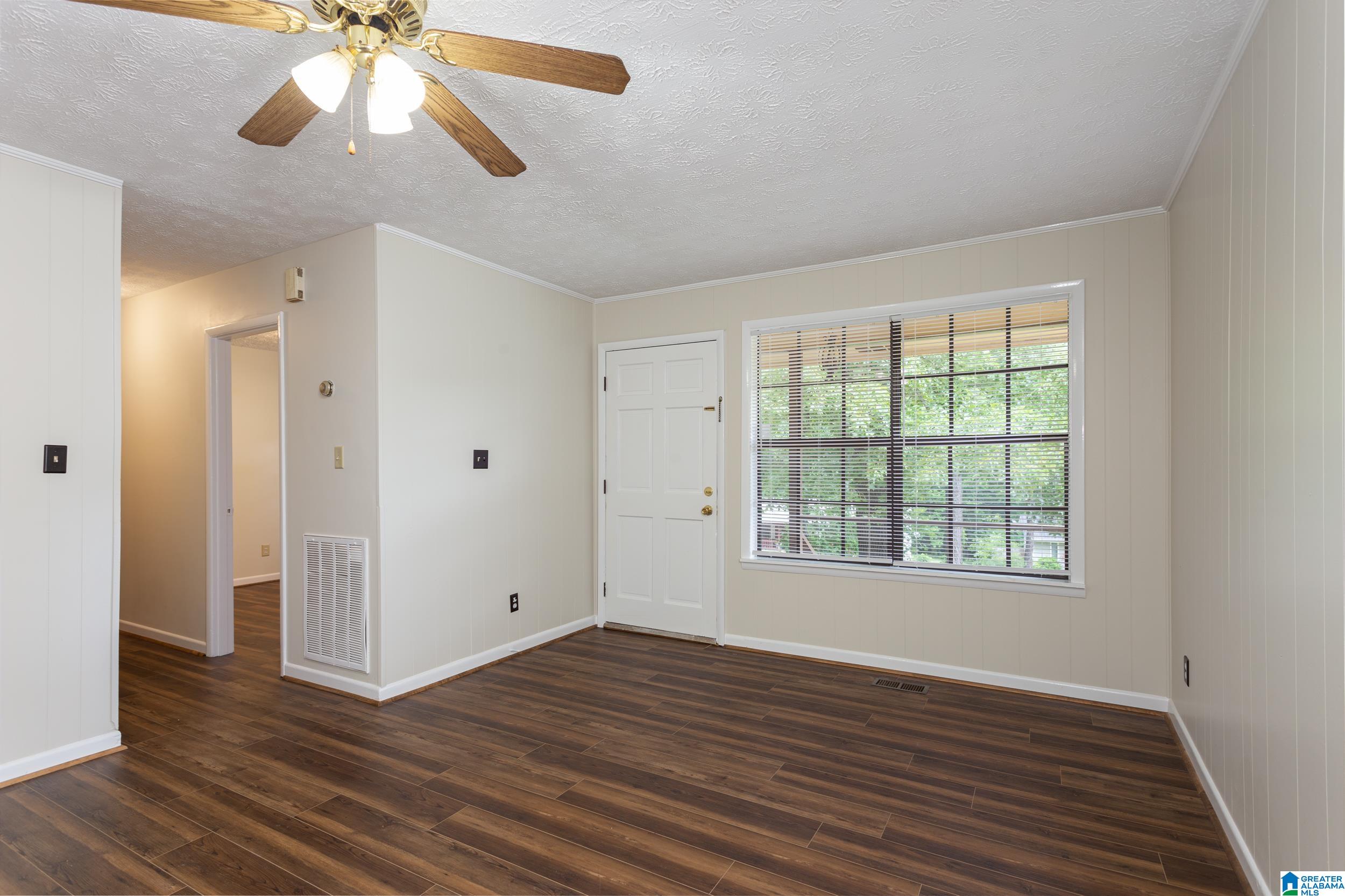 514 West 64th Street Anniston, AL 36206 - Photo 8 of 33