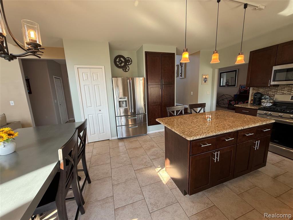 5102 Ridge Lane Warren, MI 48092 - Photo 25 of 62 Gallery Image 25