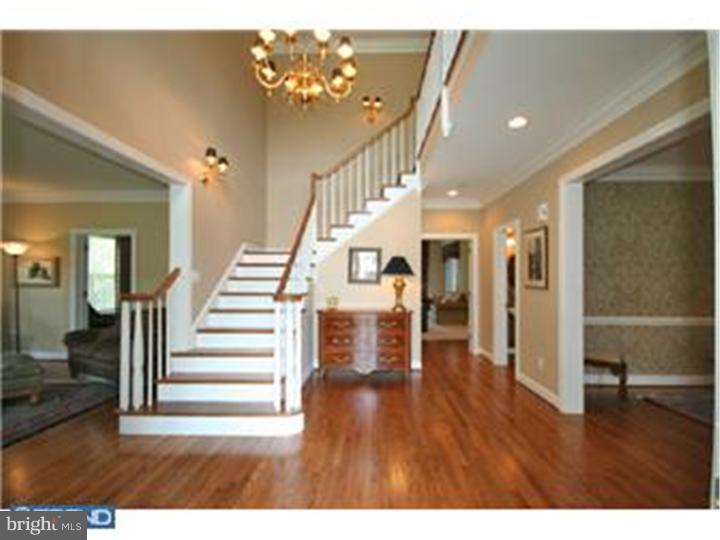 815 Caldwell Road Wayne, PA 19087 - Photo 2 of 25