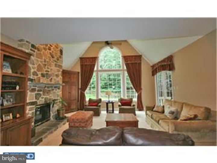 815 Caldwell Road Wayne, PA 19087 - Photo 6 of 25