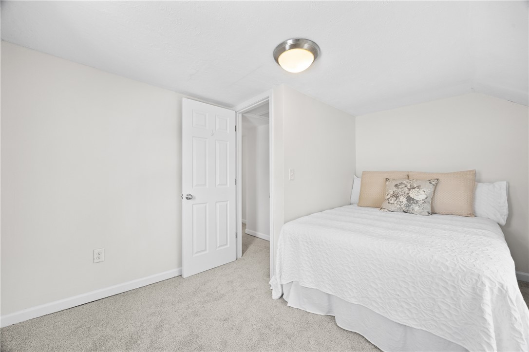 43 Oberlin Street Irondequoit, NY 14622 - Photo 25 of 39