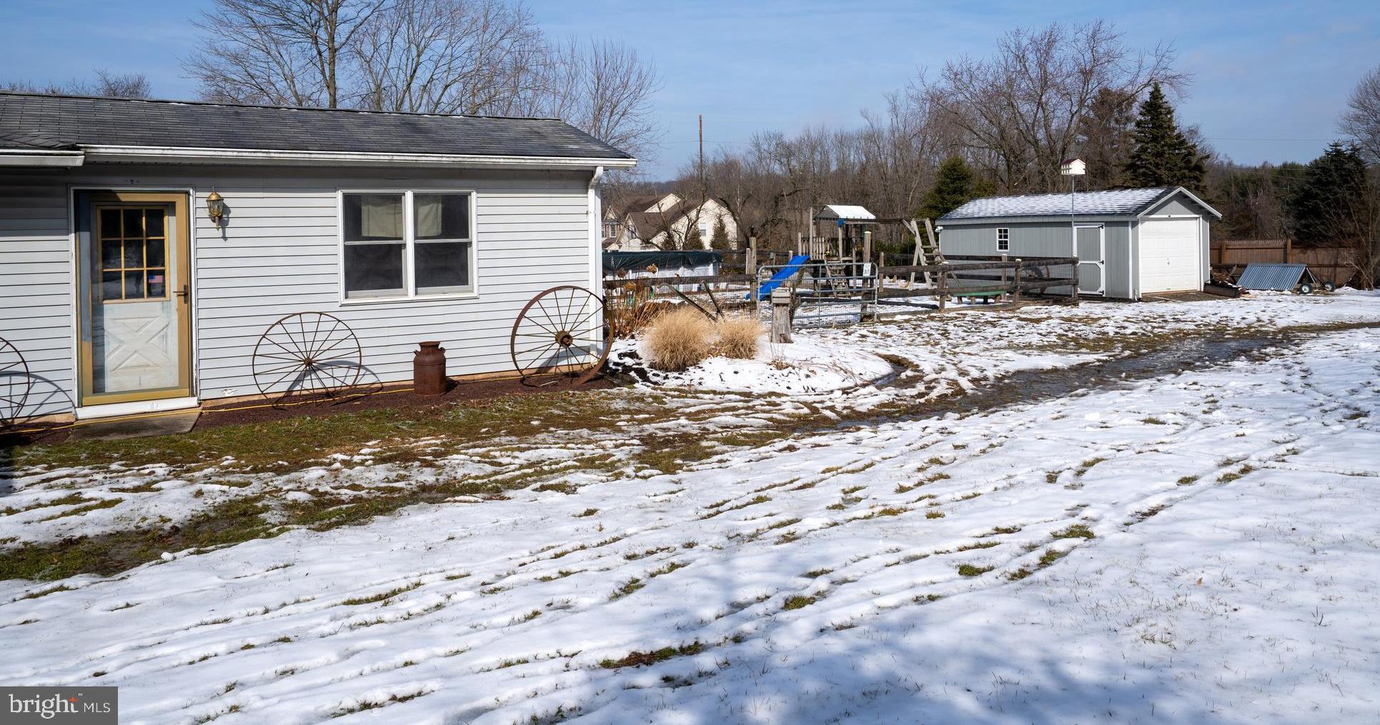 1271 Almshouse Road Warminster, PA 18974 - Photo 23 of 25 Side yard and Entry