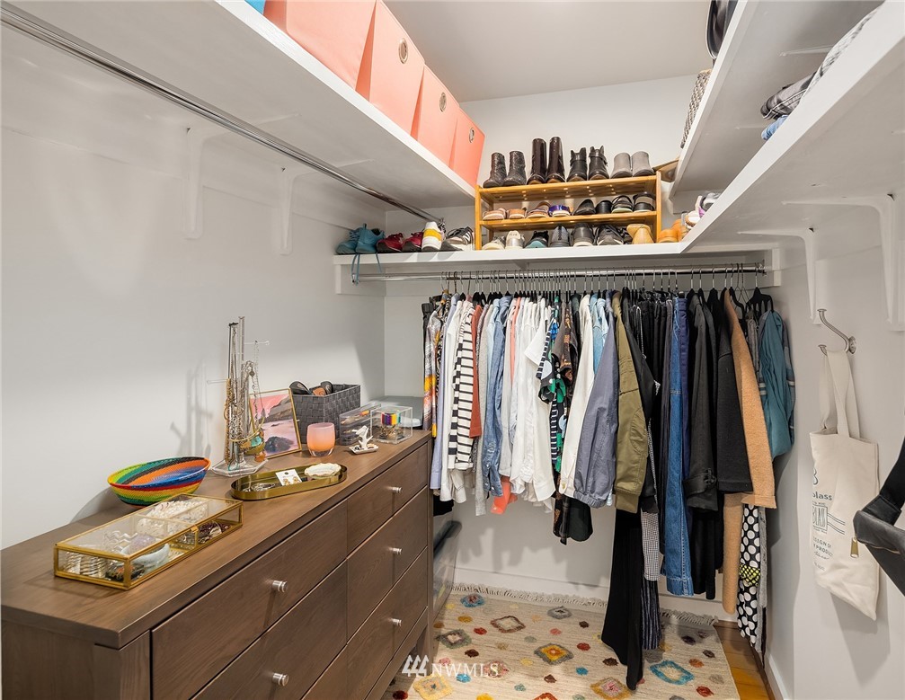 525 North 71st Street Seattle, WA 98103 - Photo 23 of 40