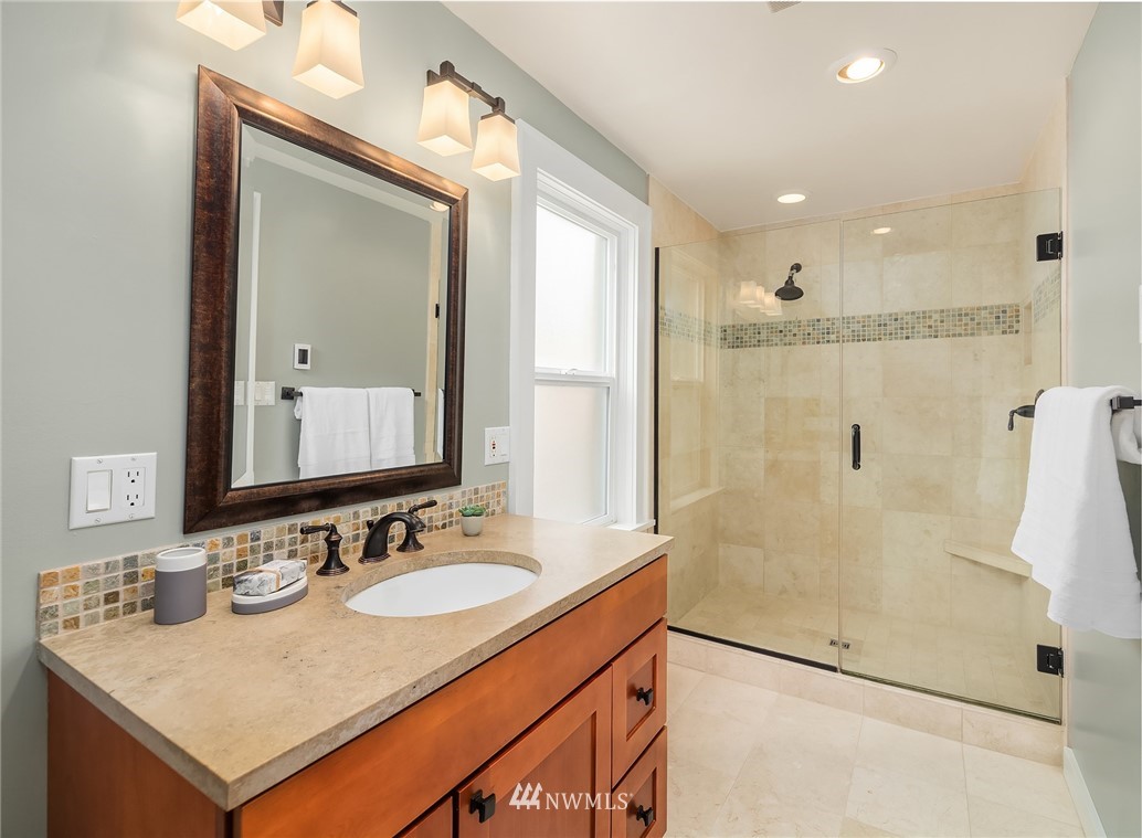 525 North 71st Street Seattle, WA 98103 - Photo 24 of 40