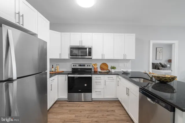 $2,300 | 700 Citation Lane, Unit 1244, Cherry Hill, NJ 08002