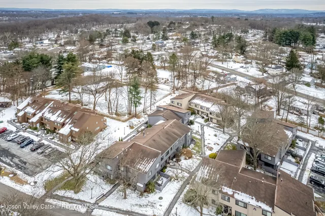 $325,000 | 1907 Magnolia Walk, Poughkeepsie, NY 12603