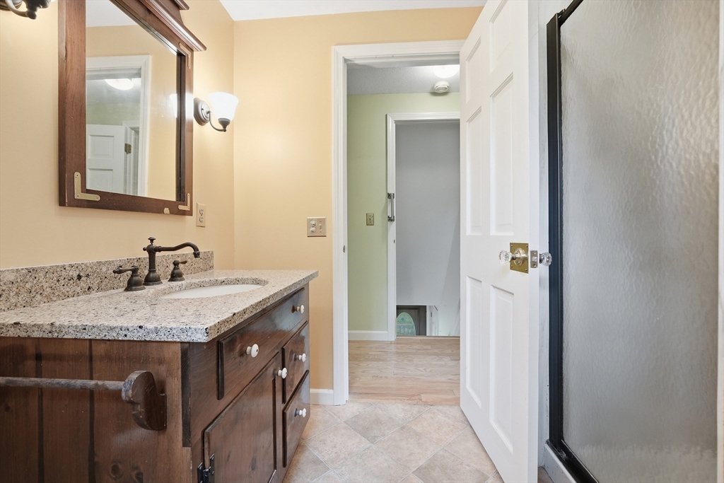 45 Glendale Road Northampton, MA 01062 - Photo 28 of 34