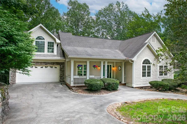 $789,000 | 16 Uloque Court, Unit L22/U21, Brevard, NC 28712