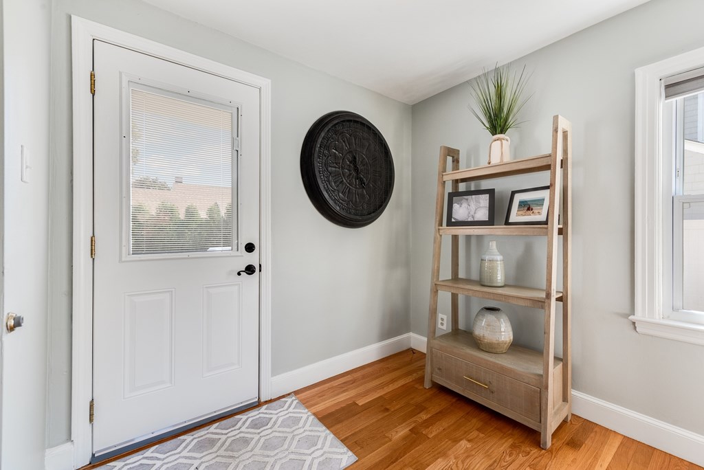 45 Oregon Street Springfield, MA 01118 - Photo 9 of 14