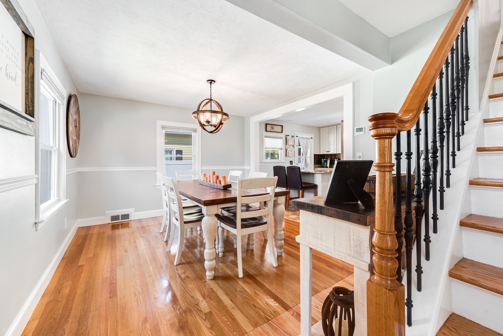 45 Oregon Street Springfield, MA 01118 - Photo 10 of 14