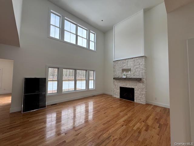 11 Colonels Path Manorville, NY 11949 - Photo 13 of 49 17 foot ceilings