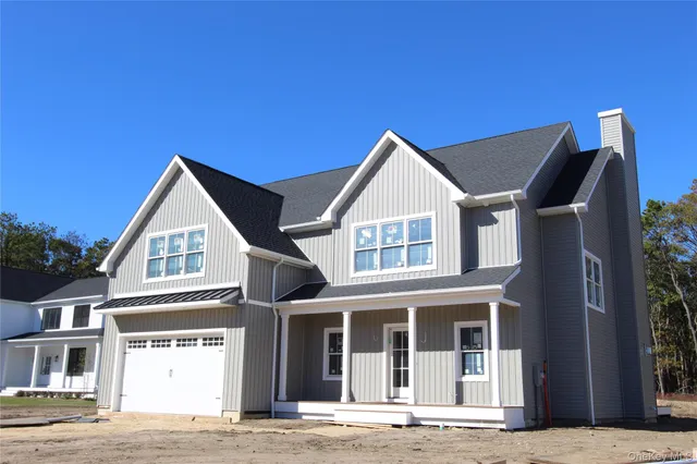 $1,189,880 | 11 Colonels Path, Manorville, NY 11949