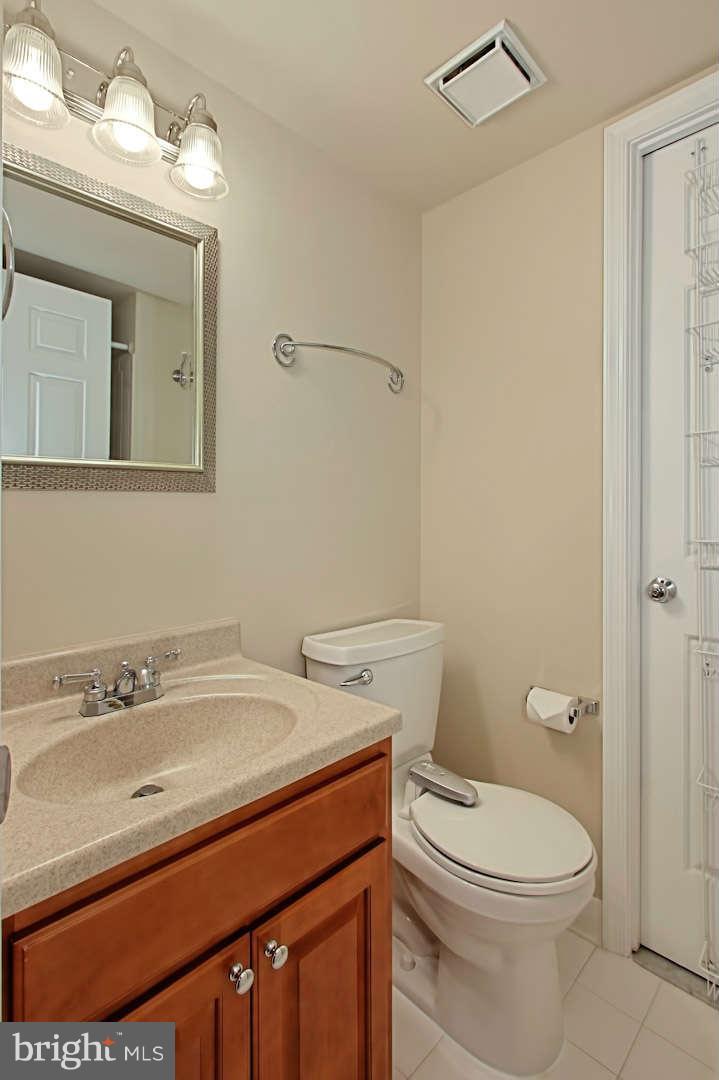 2061 South Glebe Road Arlington, VA 22206 - Photo 22 of 29 Full Bath on Lower Level