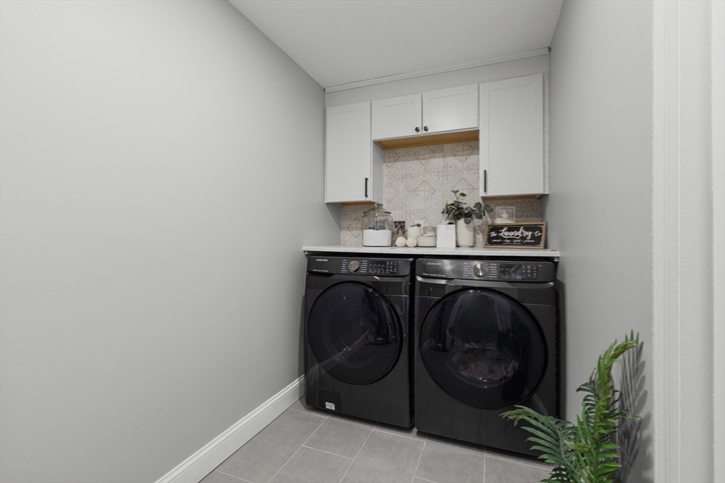 1686 Washington Street Walpole, MA 02081 - Photo 32 of 41