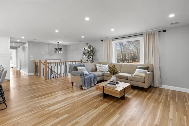 $925,000 | 1686 Washington Street, Walpole, MA 02081