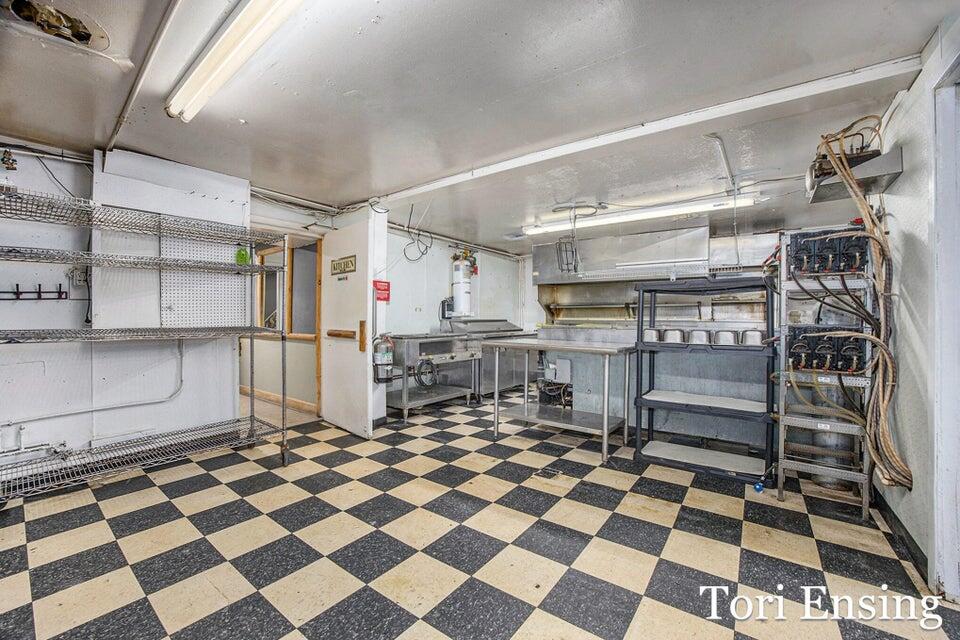 25-29 South Greenville Road Greenville, MI 48838 - Photo 14 of 45 15