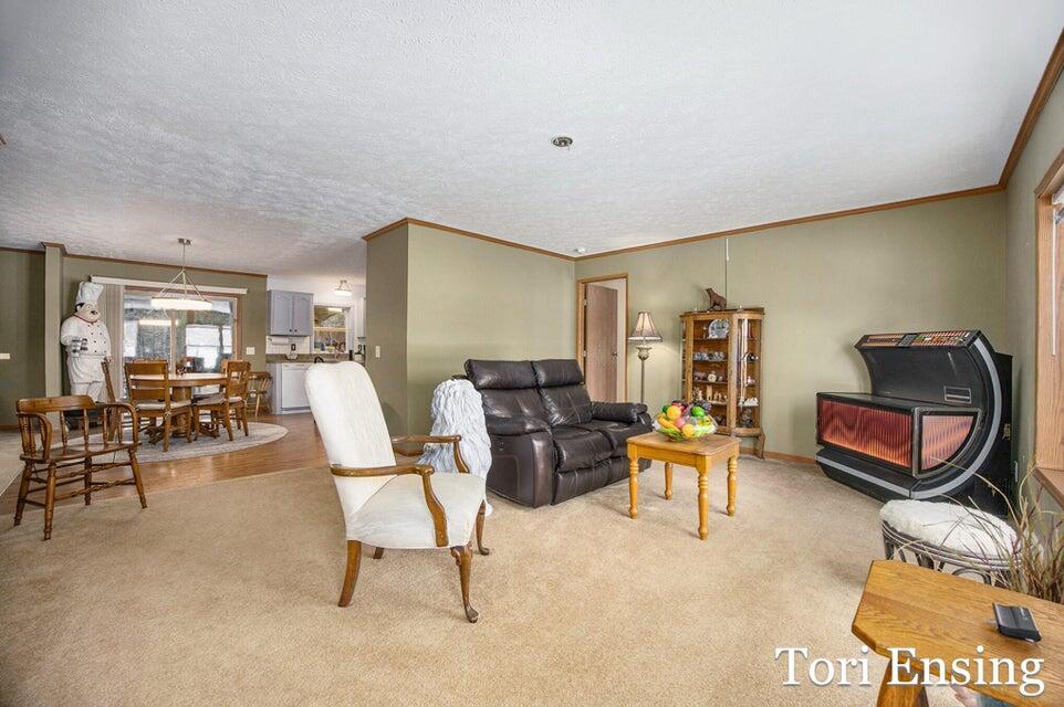 25-29 South Greenville Road Greenville, MI 48838 - Photo 22 of 45 23