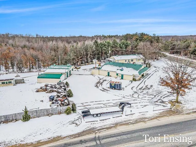 $549,900 | 25-29 South Greenville Road, Greenville, MI 48838