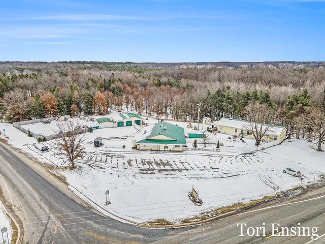 $549,900 | 25-29 South Greenville Road, Greenville, MI 48838