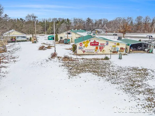 $549,900 | 25-29 South Greenville Road, Greenville, MI 48838