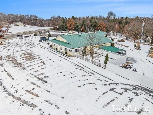 $549,900 | 25-29 South Greenville Road, Greenville, MI 48838