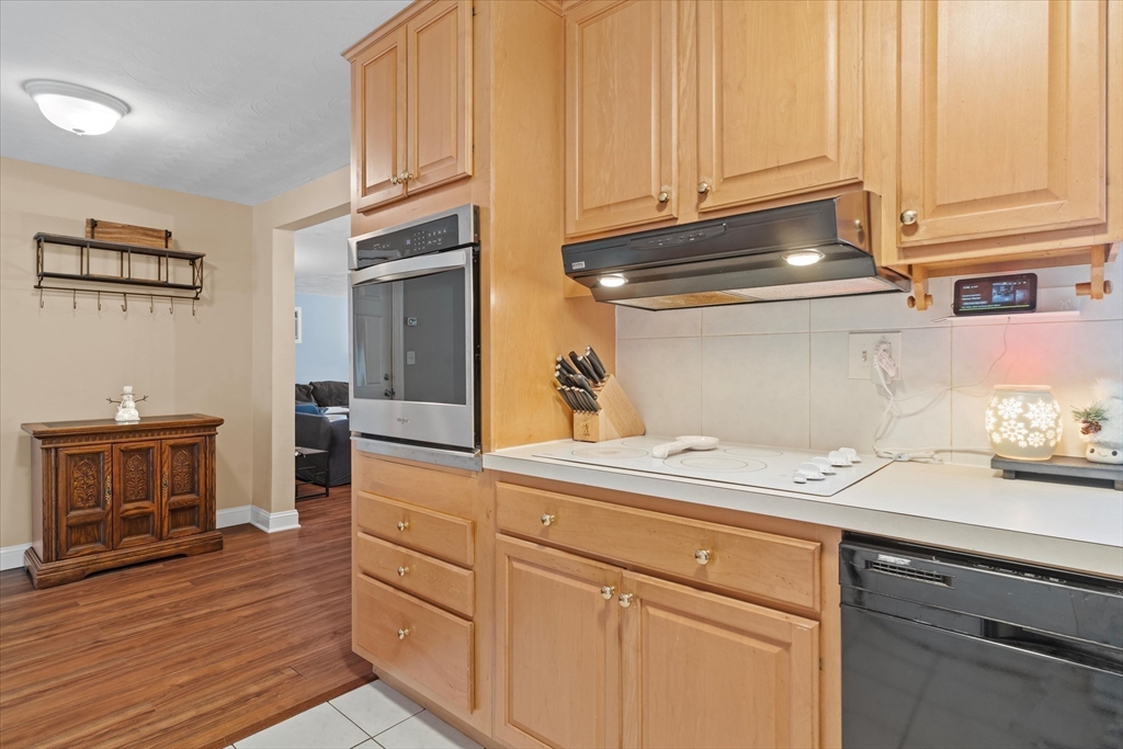 1 Curwen Road Peabody, MA 01960 - Photo 12 of 32 Gallery Image 12