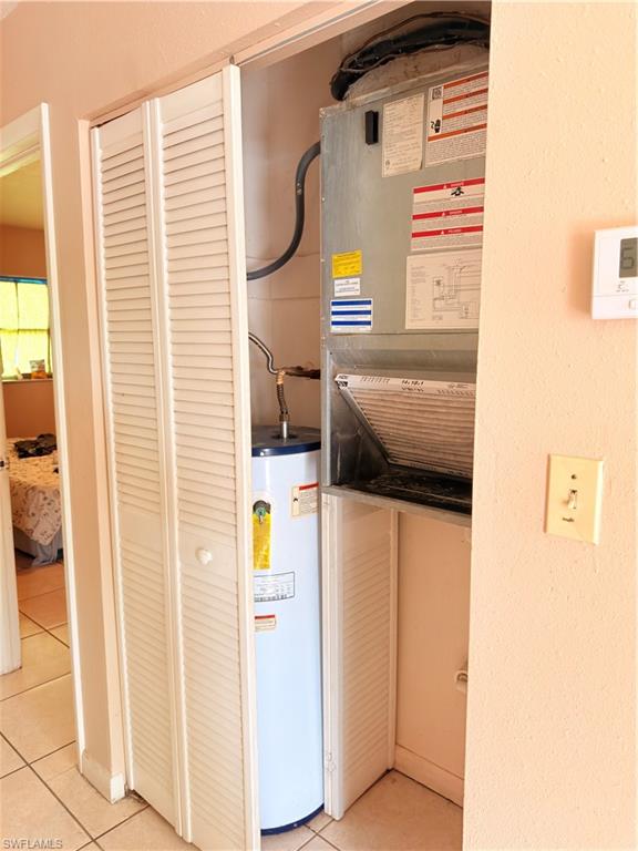 2241 Sunshine Boulevard Naples, FL 34116 - Photo 11 of 35 a view of hallway