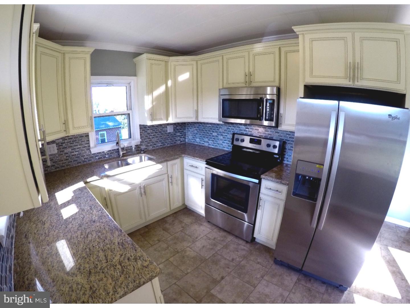 414 Lampeter Road Lancaster, PA 17602 - Photo 2 of 22 Gallery Image 2