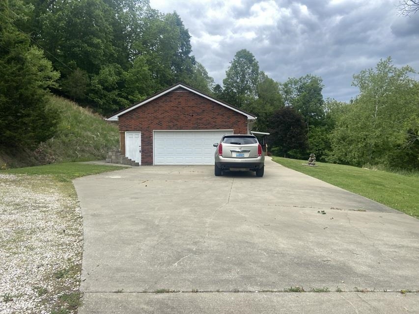 8409 Alley Branch Road Catlettsburg, KY 41129 - Photo 3 of 22