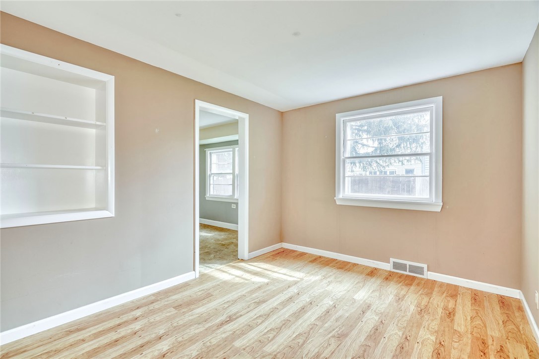 36 Fallenson Drive Greece, NY 14616 - Photo 11 of 18