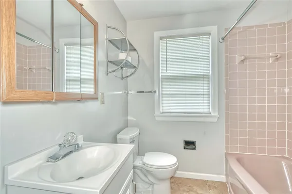 $149,900 | 36 Fallenson Drive, Greece, NY 14616