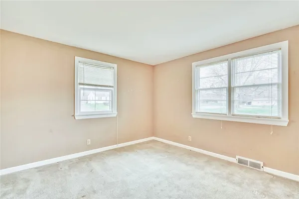$149,900 | 36 Fallenson Drive, Greece, NY 14616