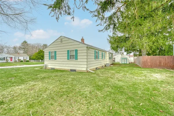 $149,900 | 36 Fallenson Drive, Greece, NY 14616