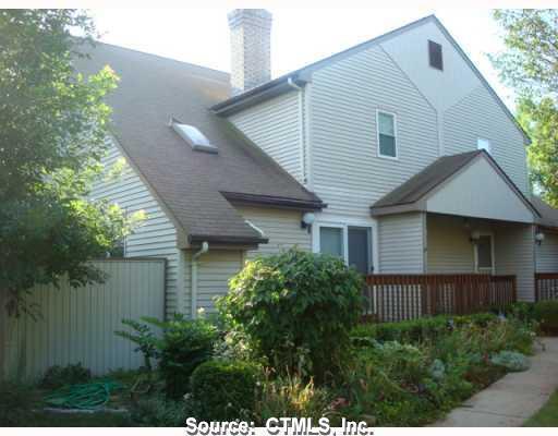 2 Spring Court, Unit 2A East Windsor, CT 06016 - Photo 1 of 1 Gallery Image 1