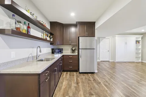 $799,900 | 423 Fargo Trail, Middleton, WI 53562