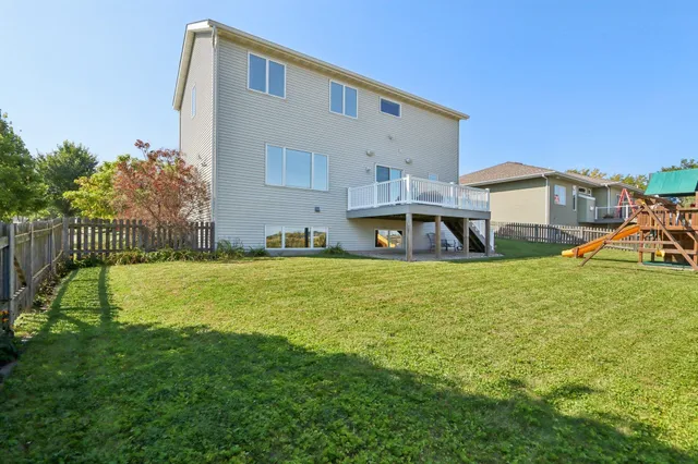 $799,900 | 423 Fargo Trail, Middleton, WI 53562